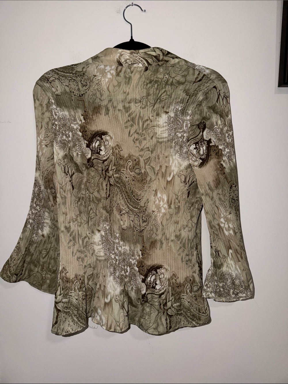 Lightweight Beige Patterned Button-Down Blouse - Picture 6 of 8